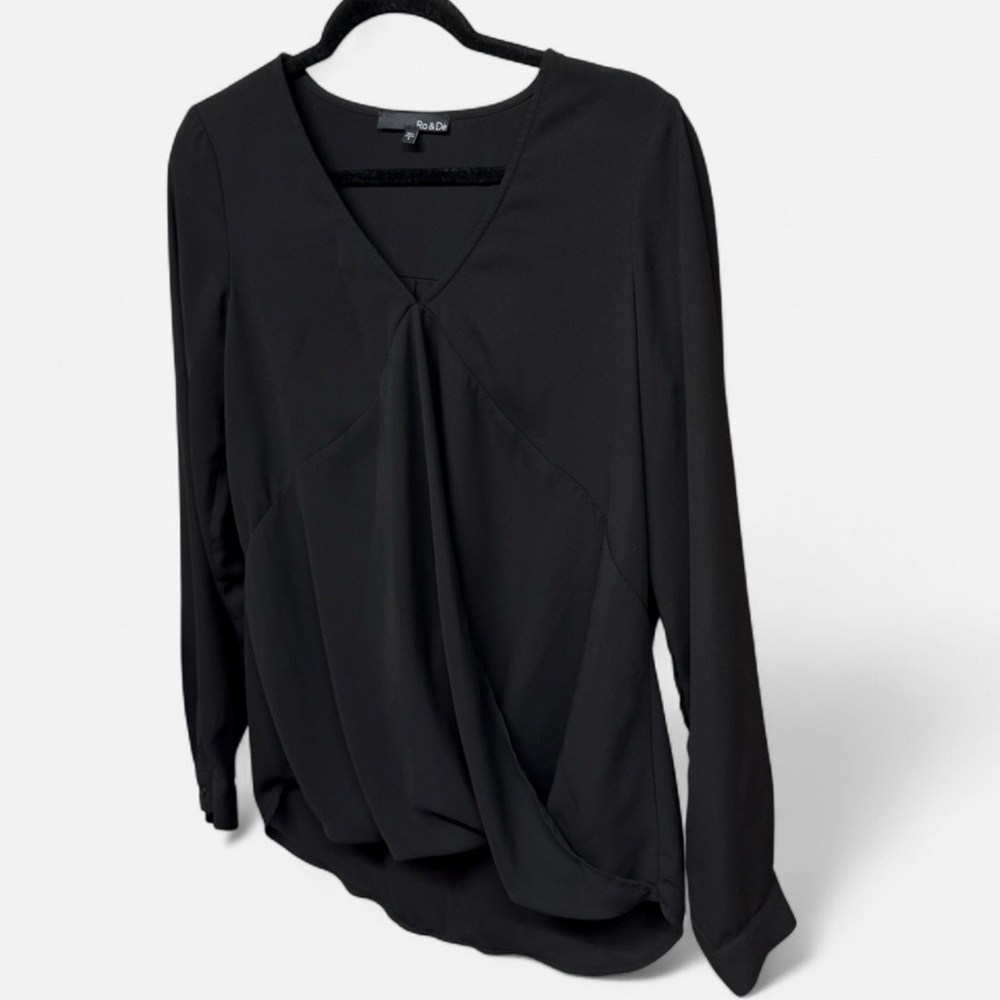 ***Ro & De Black V-Neck Long Sleeve Faux-Wrap Blouse - Picture 6 of 8